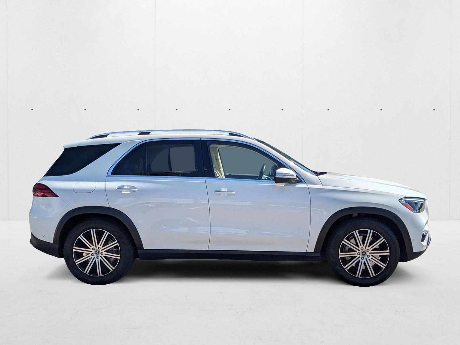 2024 Mercedes Benz GLE 4MATIC photo 4