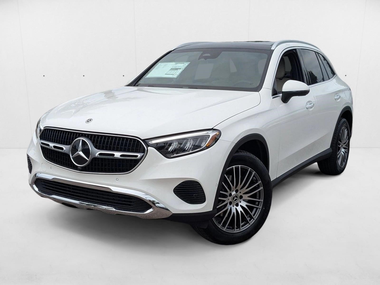 2026 Mercedes-Benz GLC Base's photo
