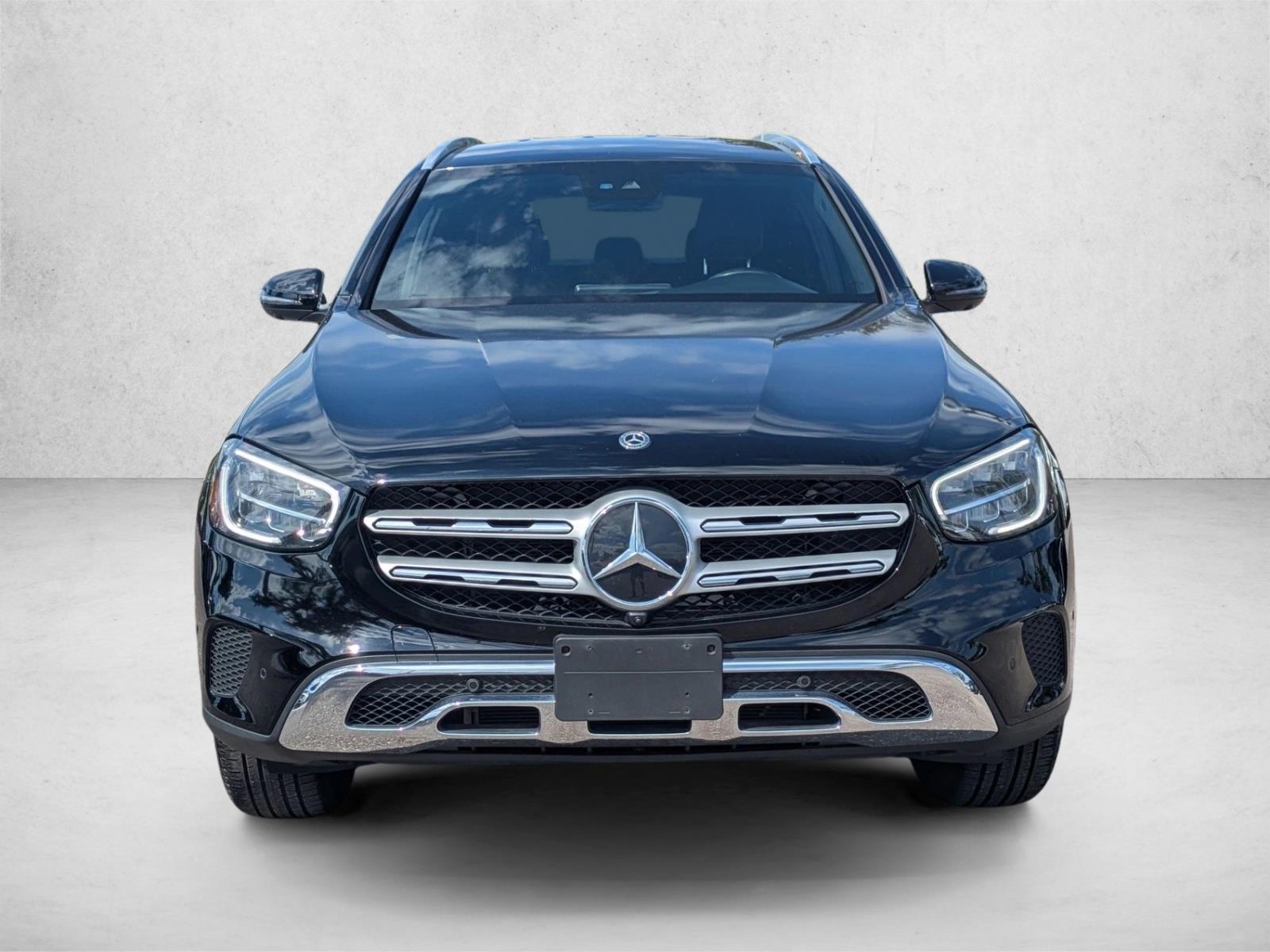 2022 Mercedes Benz GLC 300 4MATIC photo 2