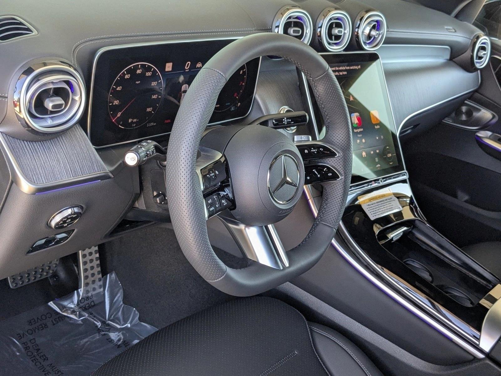 2026 Mercedes Benz GLC 300 4MATIC photo 3