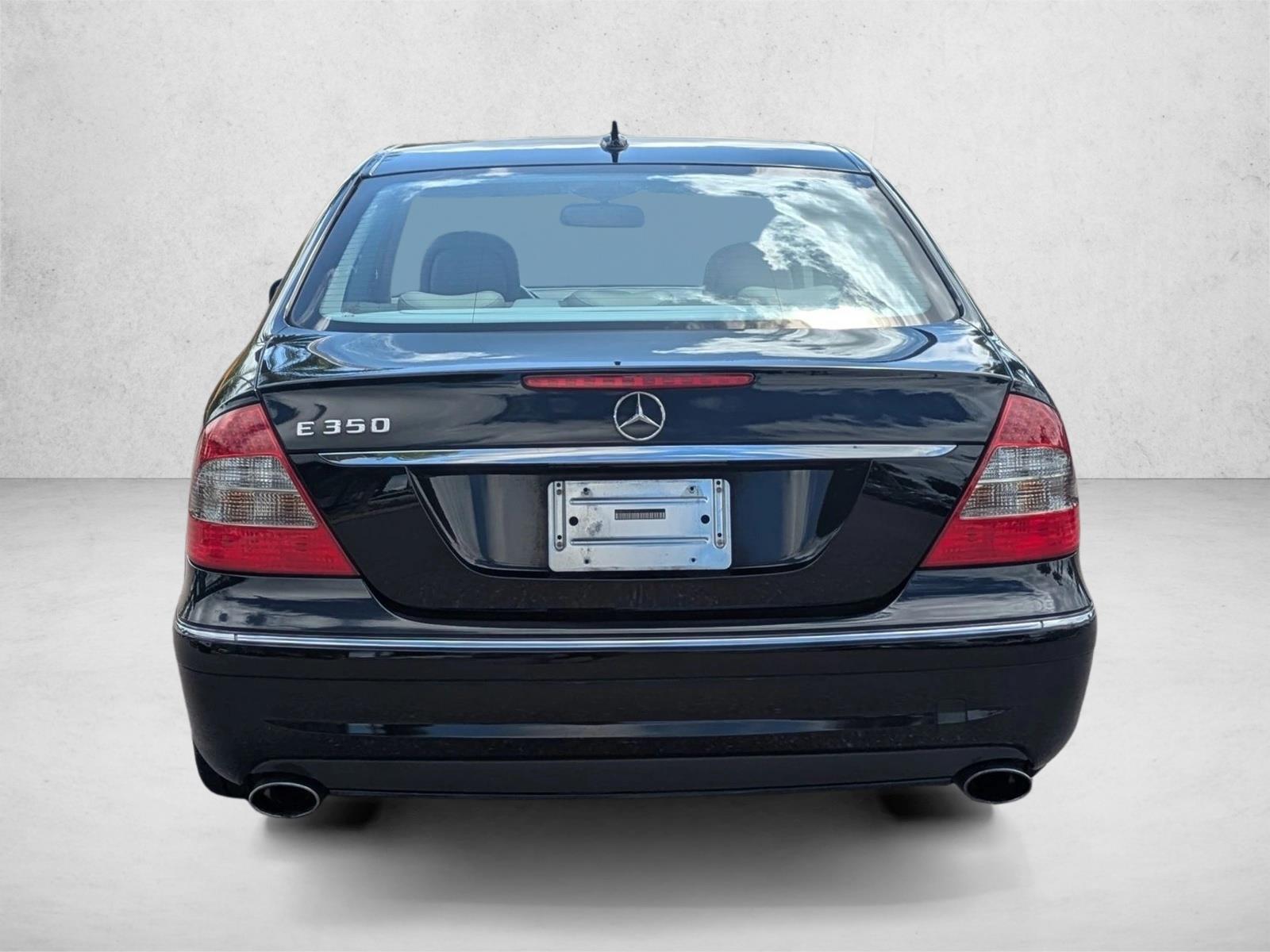 2009 Mercedes Benz E 350 Sedan photo 3