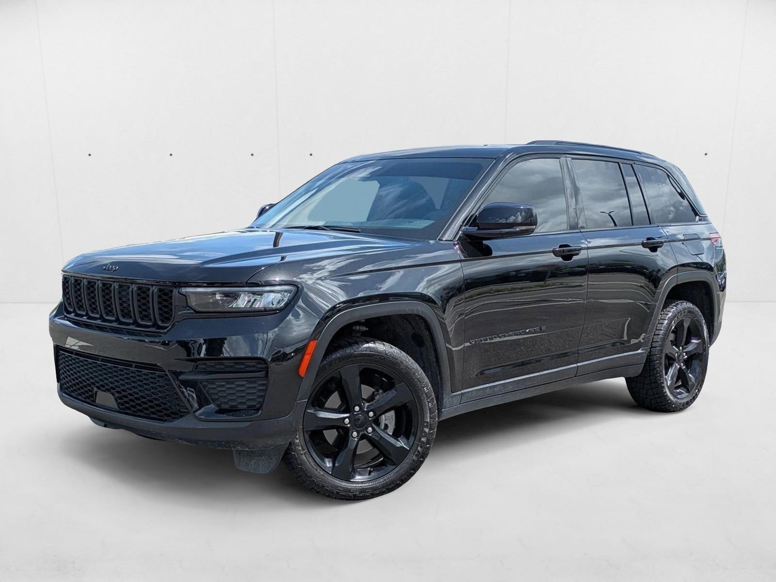 2024 Jeep Grand Cherokee Altitude's photo