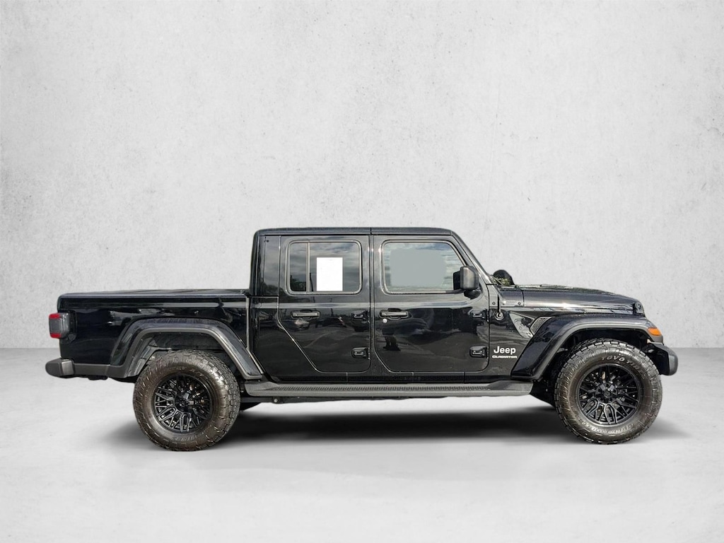 Used 2020 Jeep Gladiator Overland Truck Crew Cab