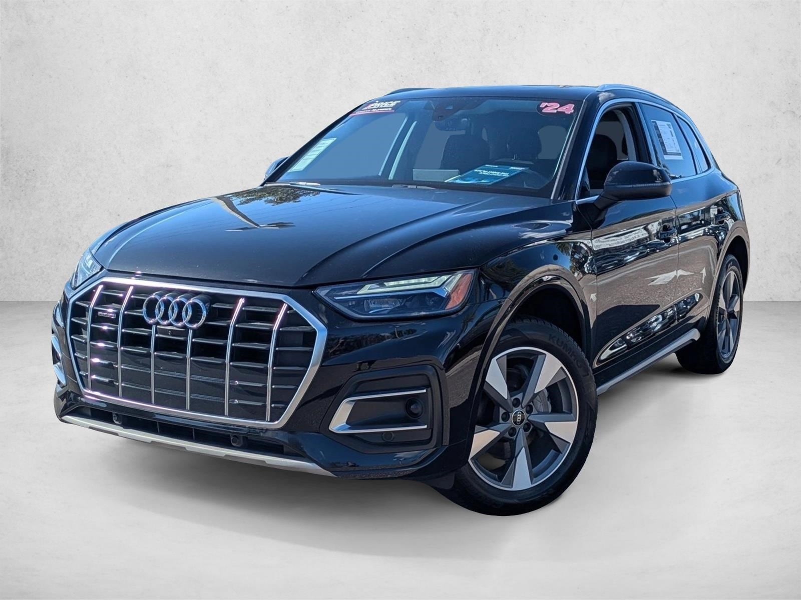 2024 Audi Q5 Premium Plus's photo