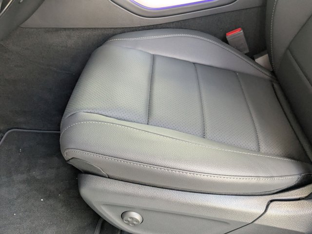 2025 Mercedes Benz GLE 350 4MATIC photo 3