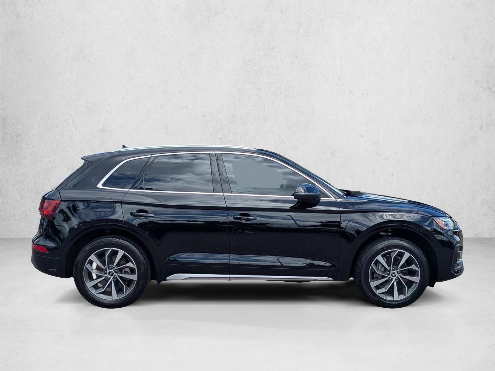 2021 Audi Q5 Premium Plus 45 TFSI photo 4