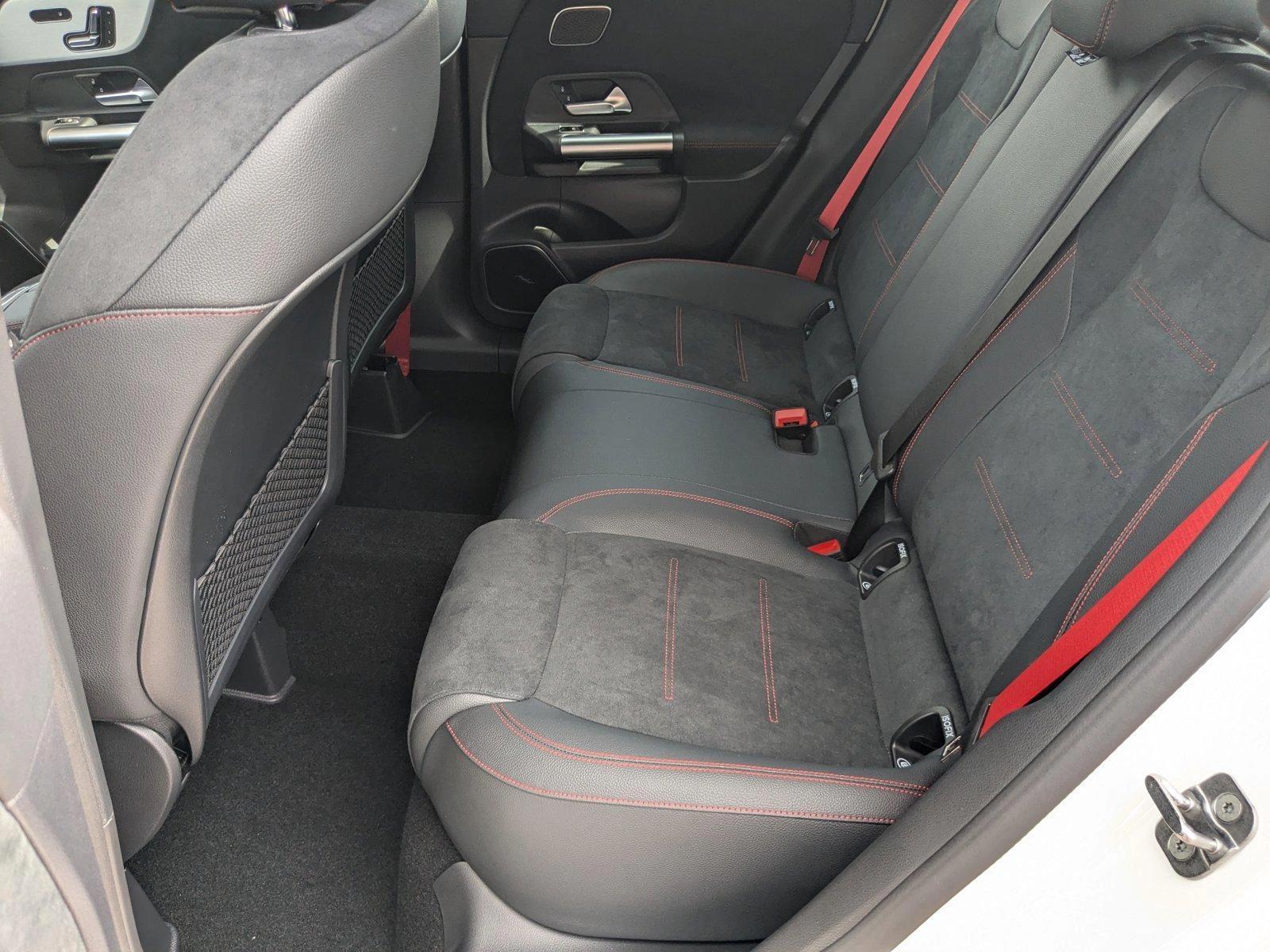 2025 Mercedes-Benz GLA GLA35 AMG - Photo 14