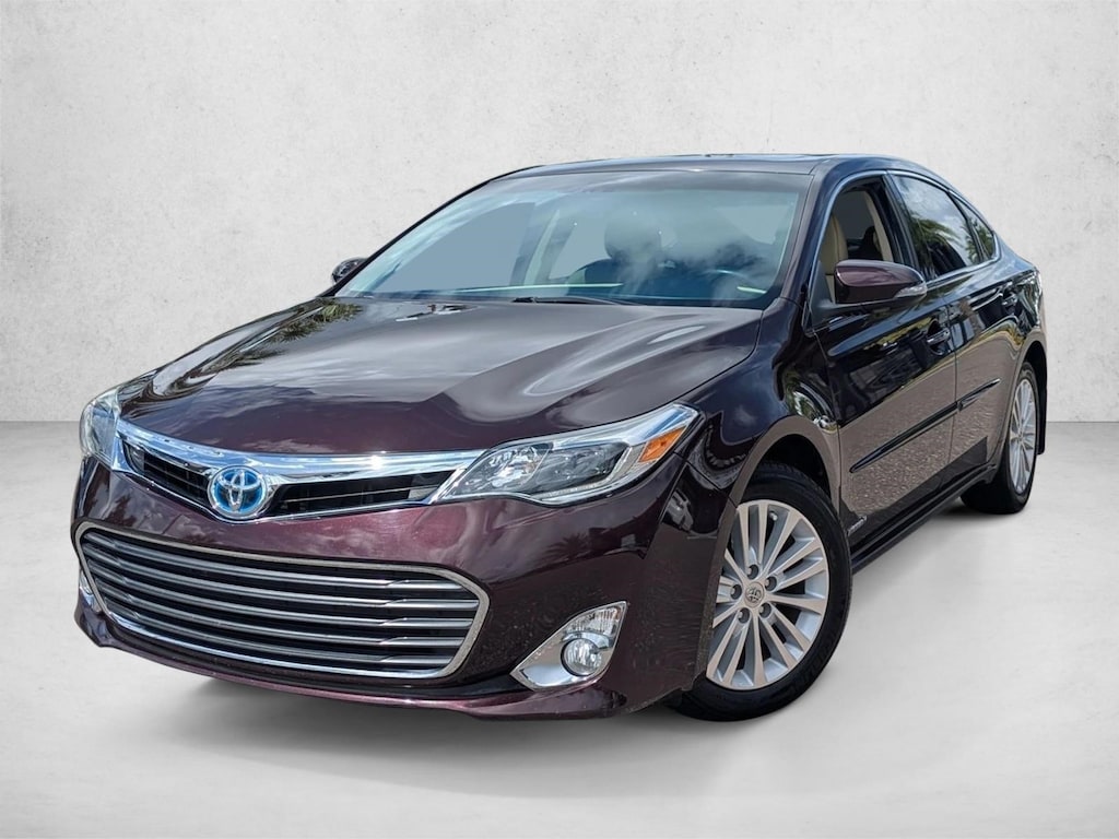 Used 2015 Toyota Avalon Hybrid Limited Sedan