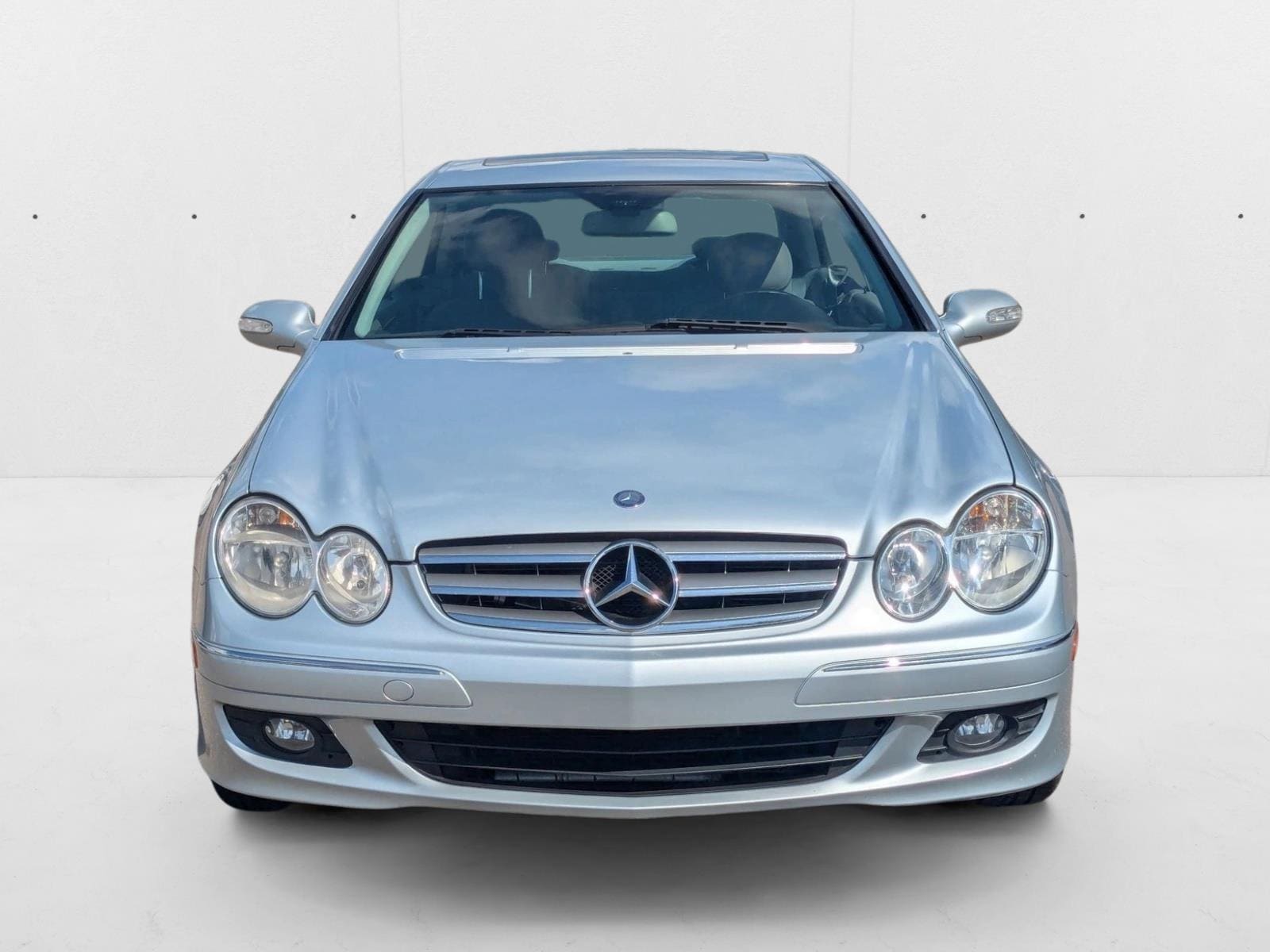 Used 2007 Mercedes-Benz CLK-Class CLK350 with VIN WDBTJ56H67F220334 for sale in Wesley Chapel, FL