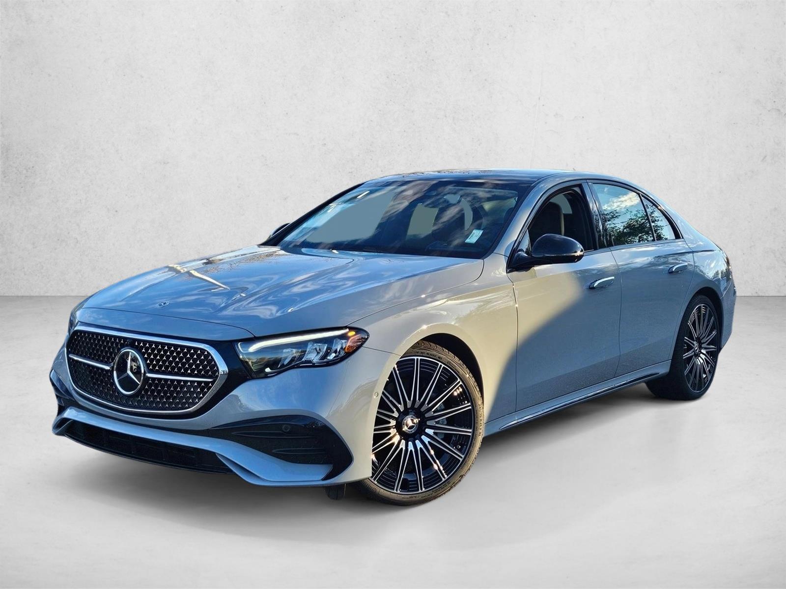 2026 Mercedes-Benz E-Class E450 4MATIC's photo