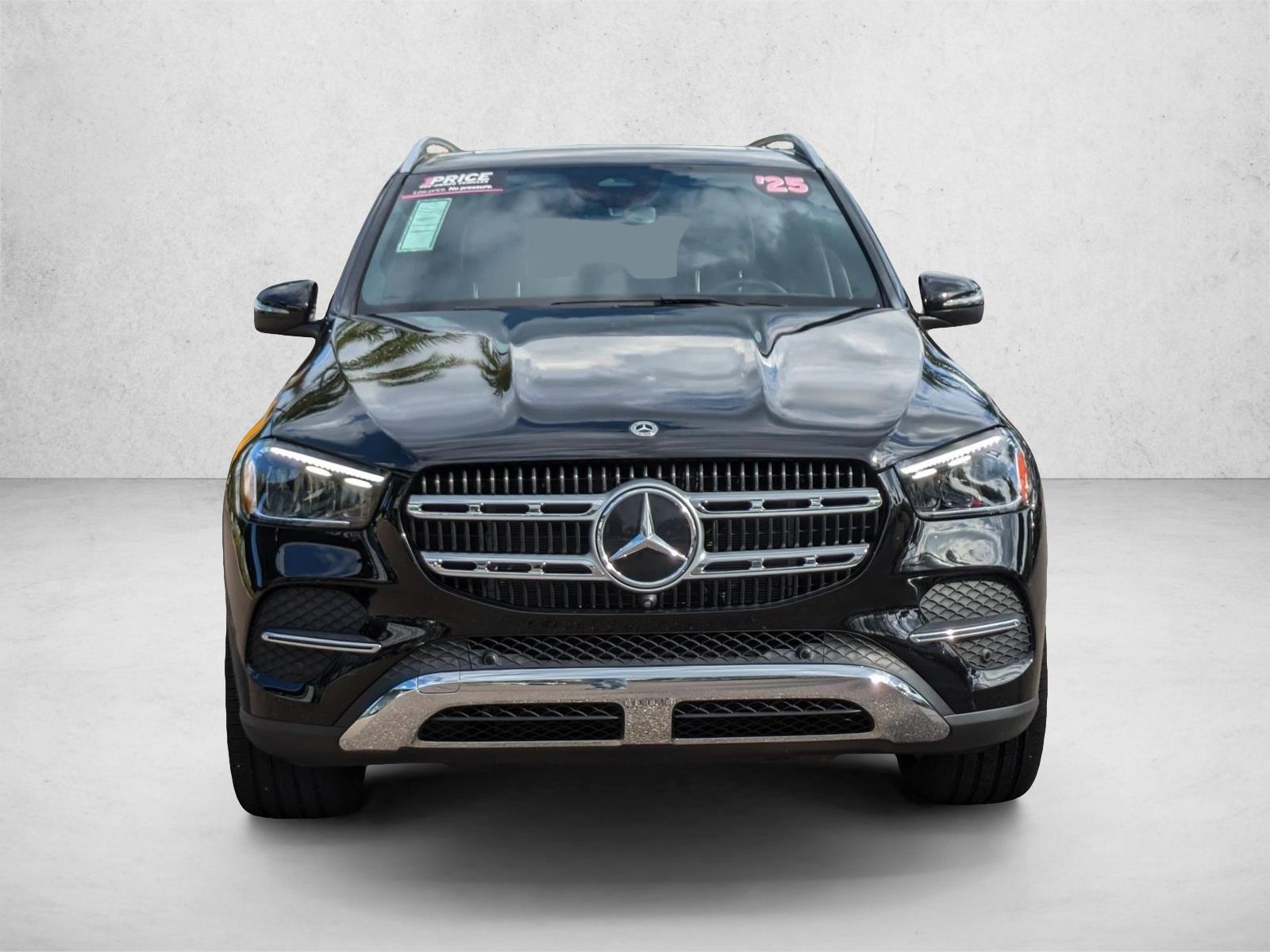 2025 Mercedes Benz GLE 450 4MATIC photo 2