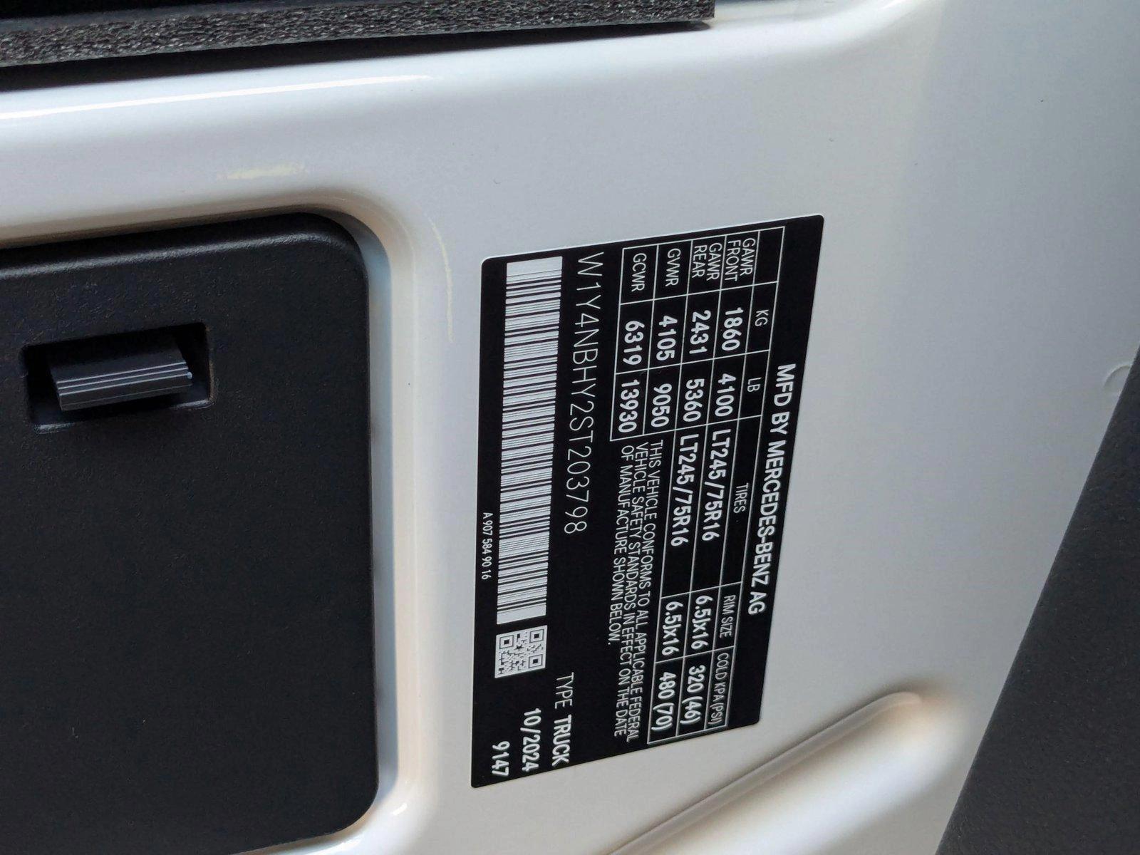 2025 Mercedes-Benz Sprinter Cargo Van Base - Photo 17