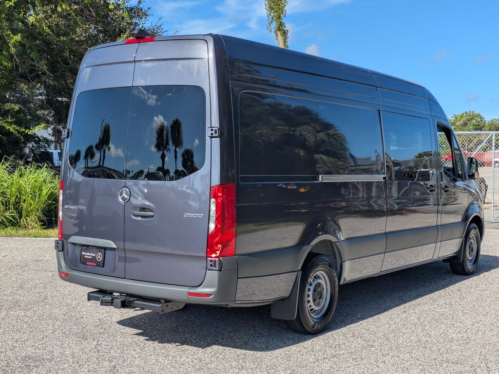 New 2025 Mercedes-Benz Sprinter Crew Van 2500 High Roof I4 Diesel 170" RWD Van Crew Van