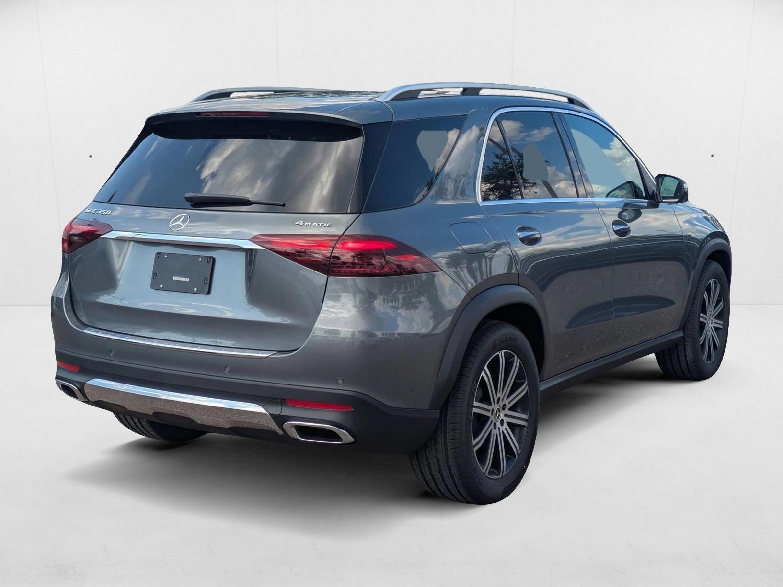 2025 Mercedes Benz GLE 350 4MATIC photo 2