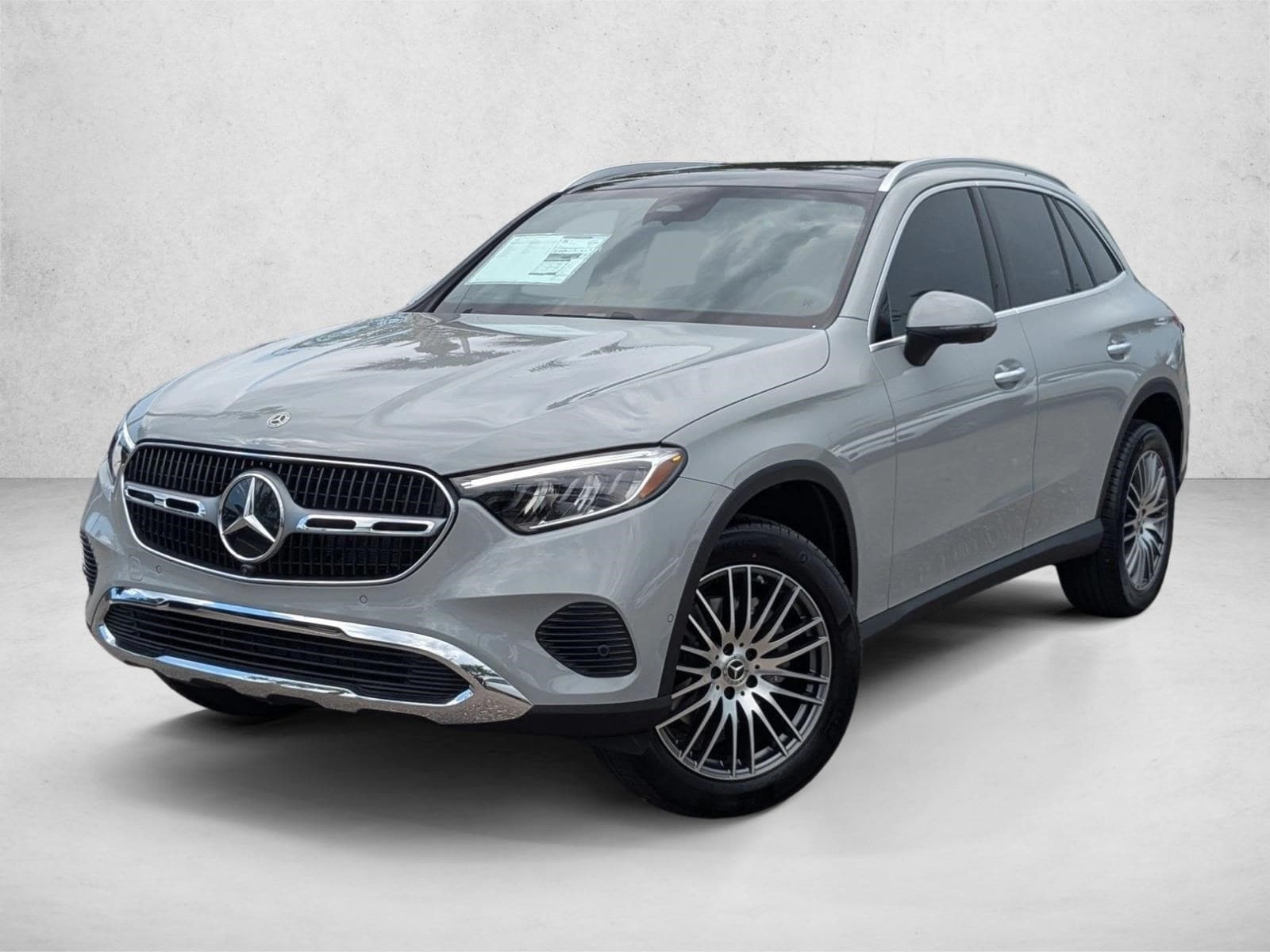 2026 Mercedes-Benz GLC Base's photo