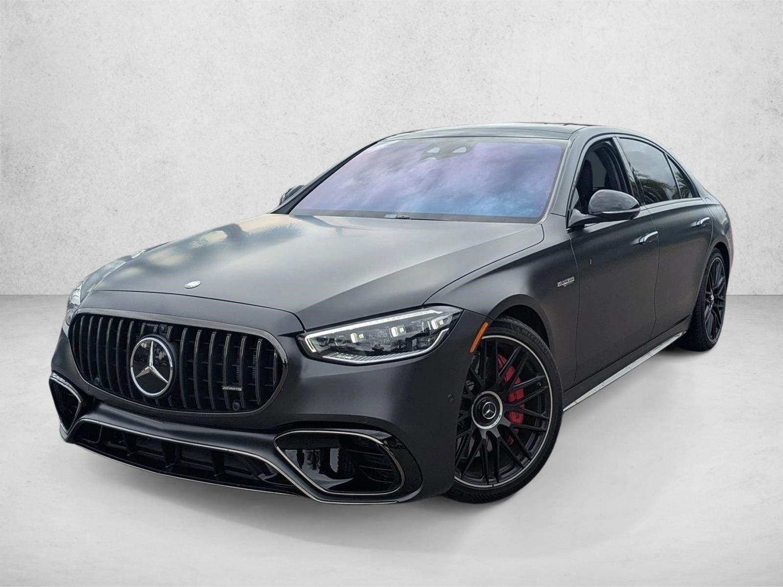 2024 Mercedes-Benz S-Class S63's photo