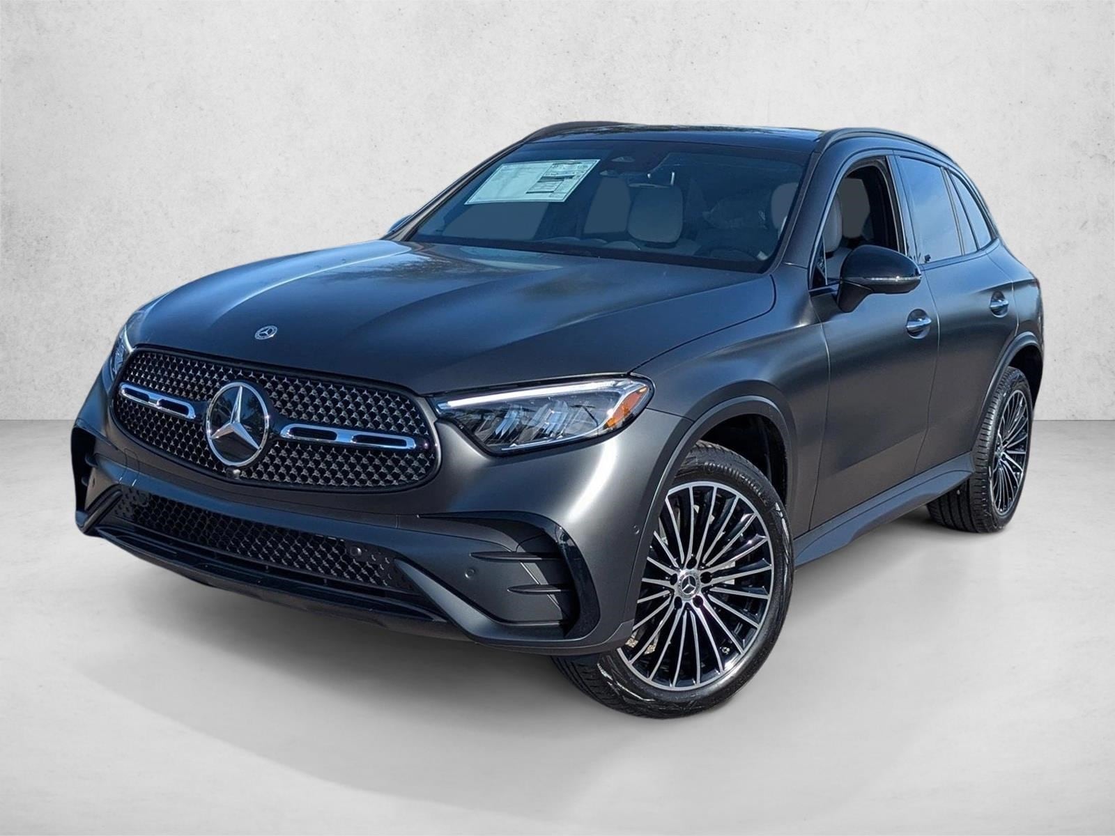 2026 Mercedes-Benz GLC Base's photo