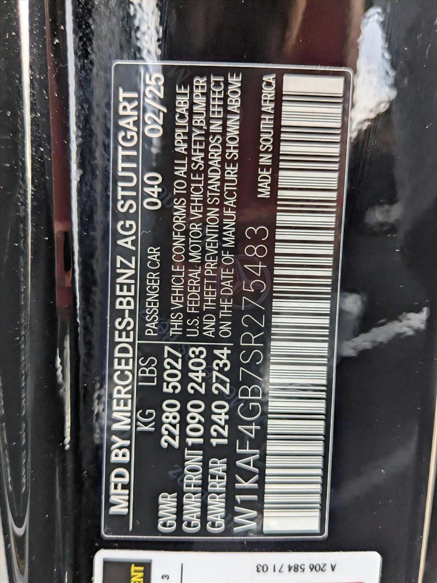 2025 Mercedes-Benz C-Class Sedan C 300 - Photo 16