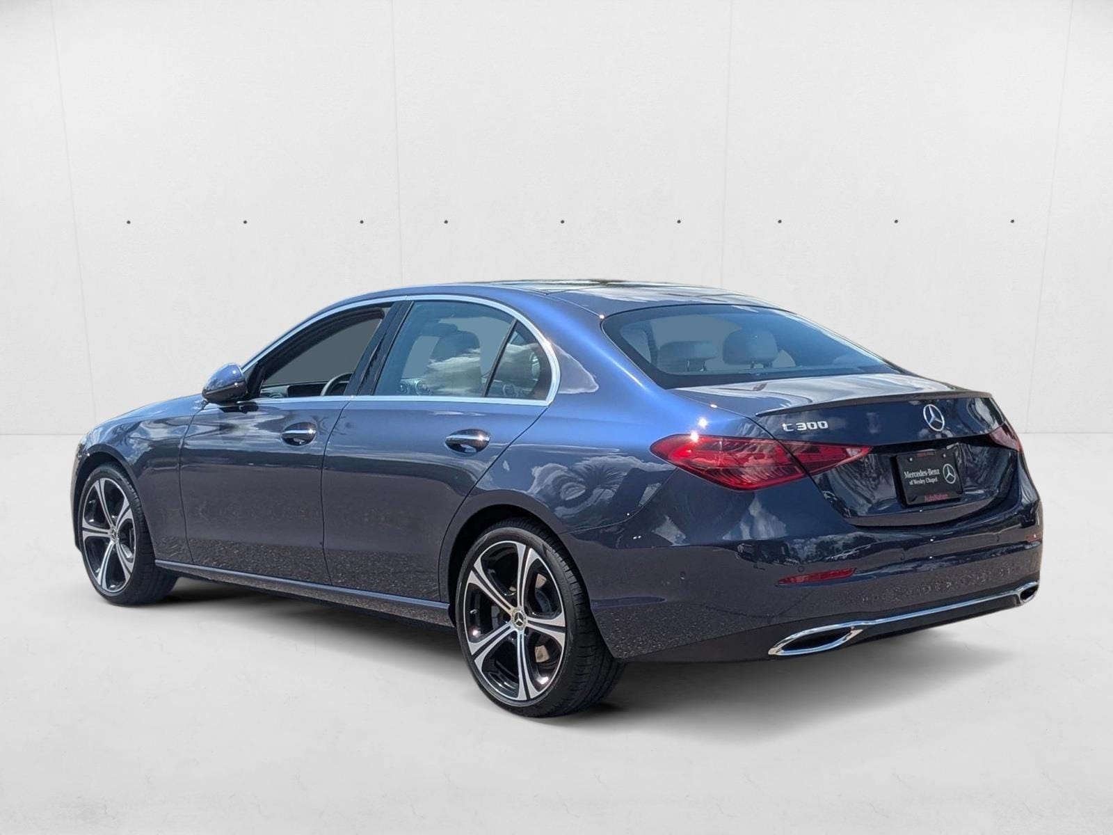 2025 Mercedes-Benz C-Class Sedan C 300 - Photo 8