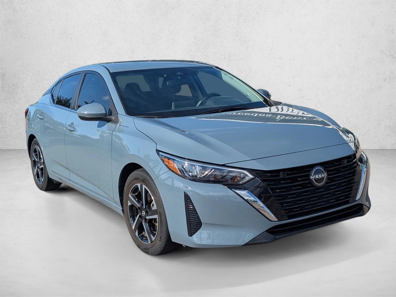 2024 Nissan Sentra SV photo 3