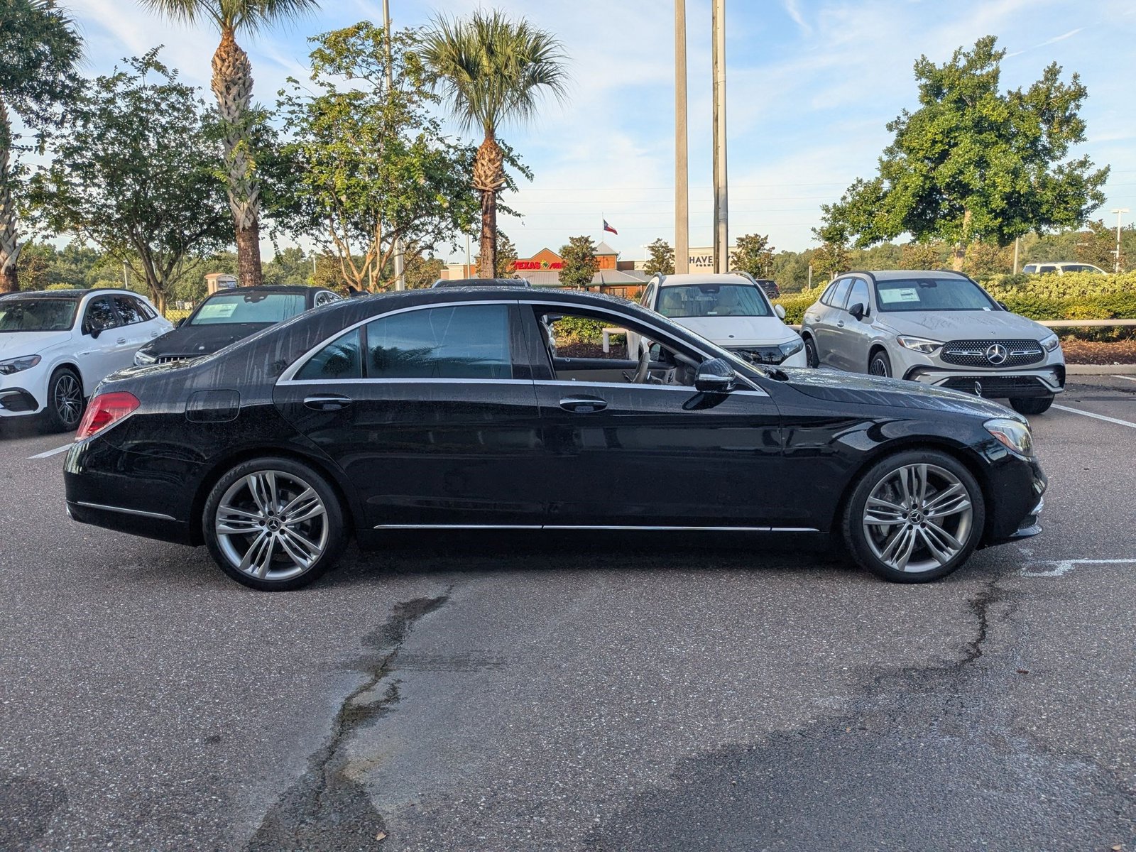 2018 Mercedes Benz S 560 photo 2