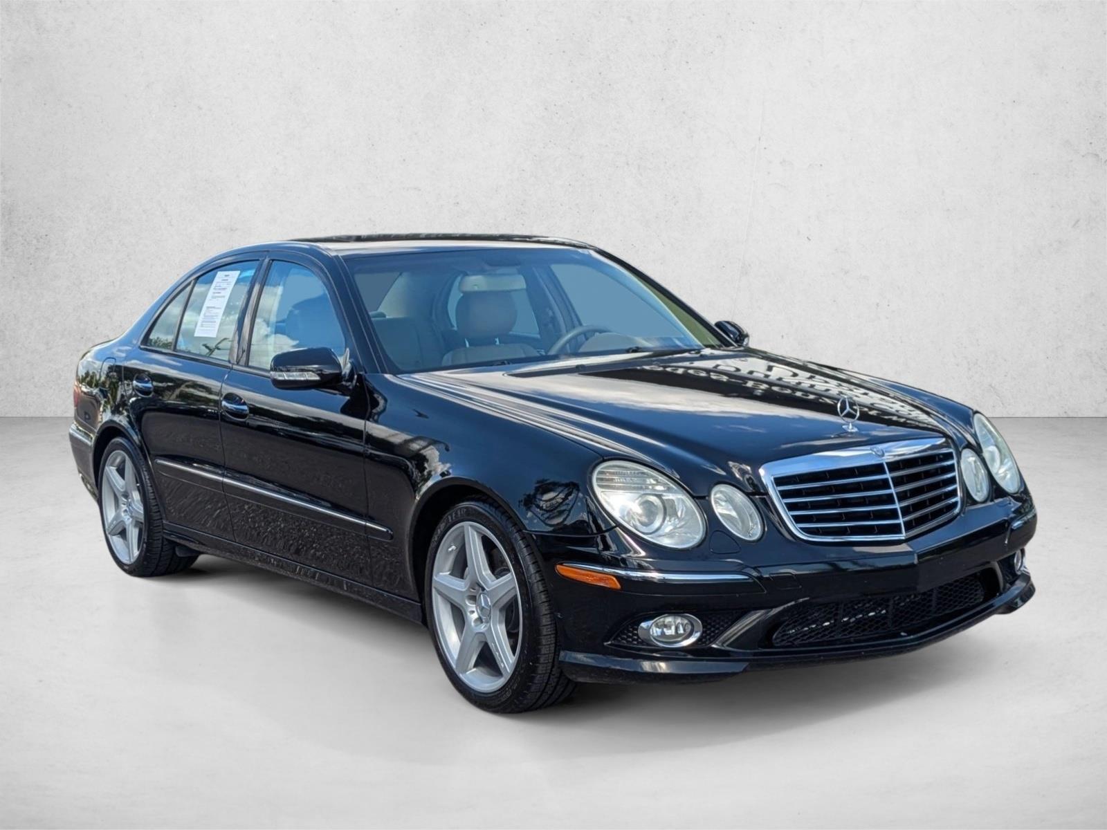 2009 Mercedes Benz E 350 Sedan photo 2