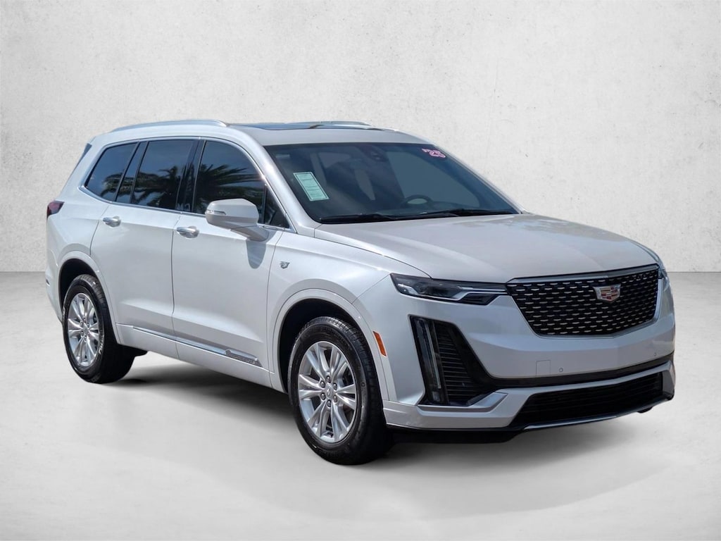 Used 2025 CADILLAC XT6 Luxury SUV