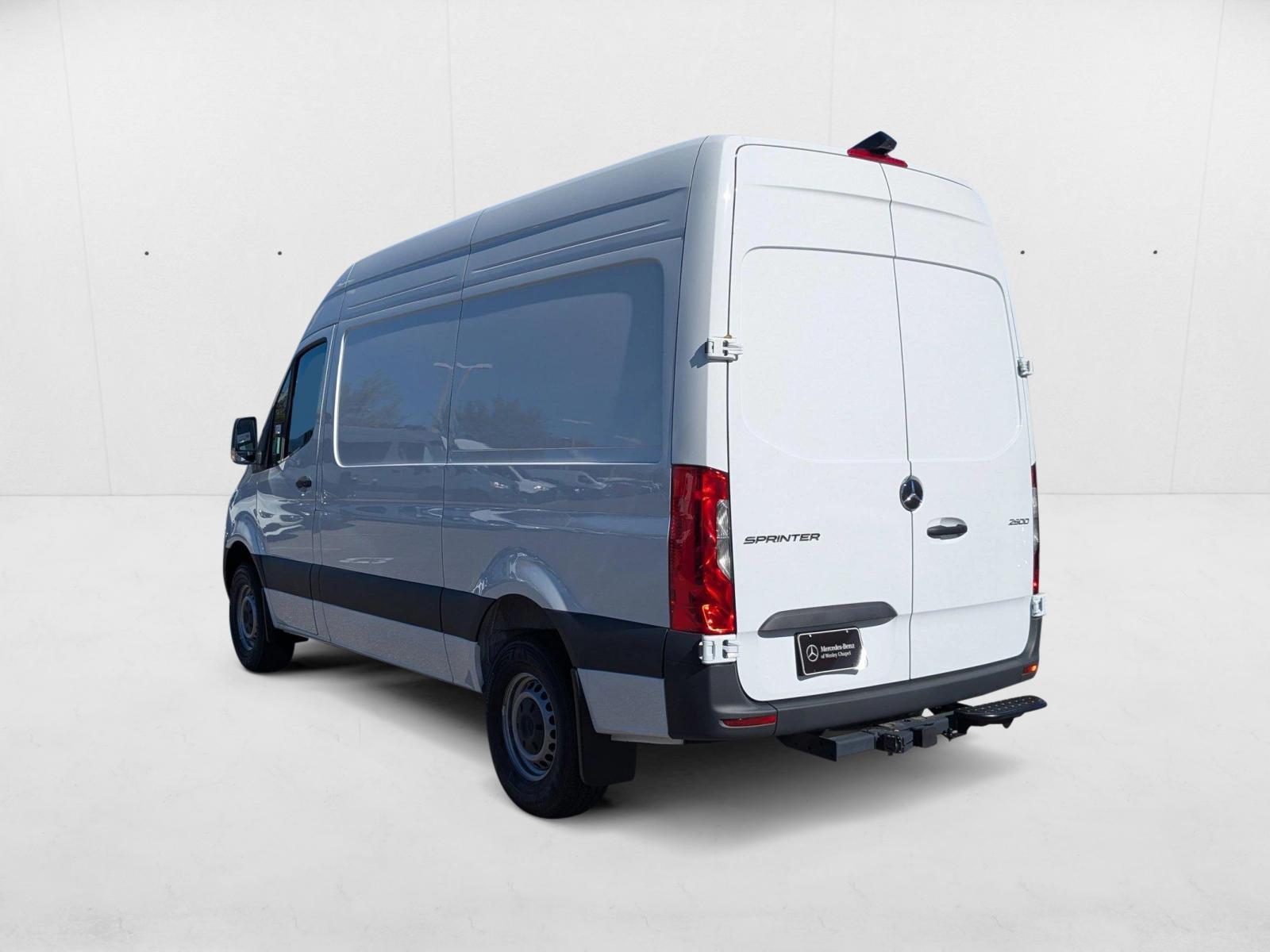 2025 Mercedes-Benz Sprinter Cargo Van Base - Photo 8