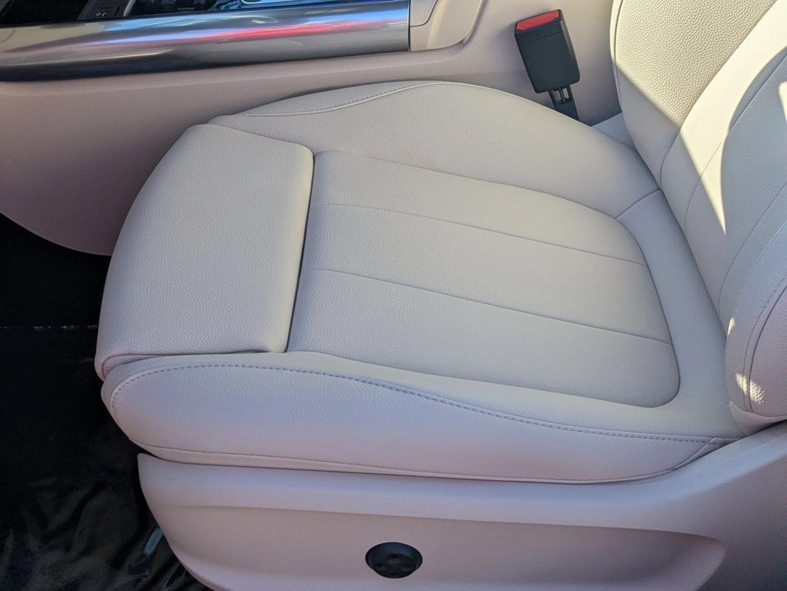 2026 Mercedes Benz GLA 250 photo 4