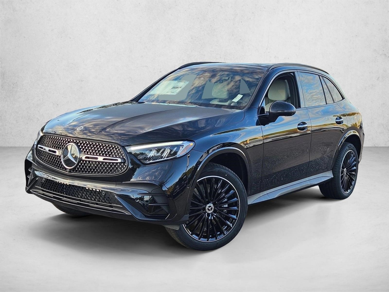 2026 Mercedes-Benz GLC Base's photo