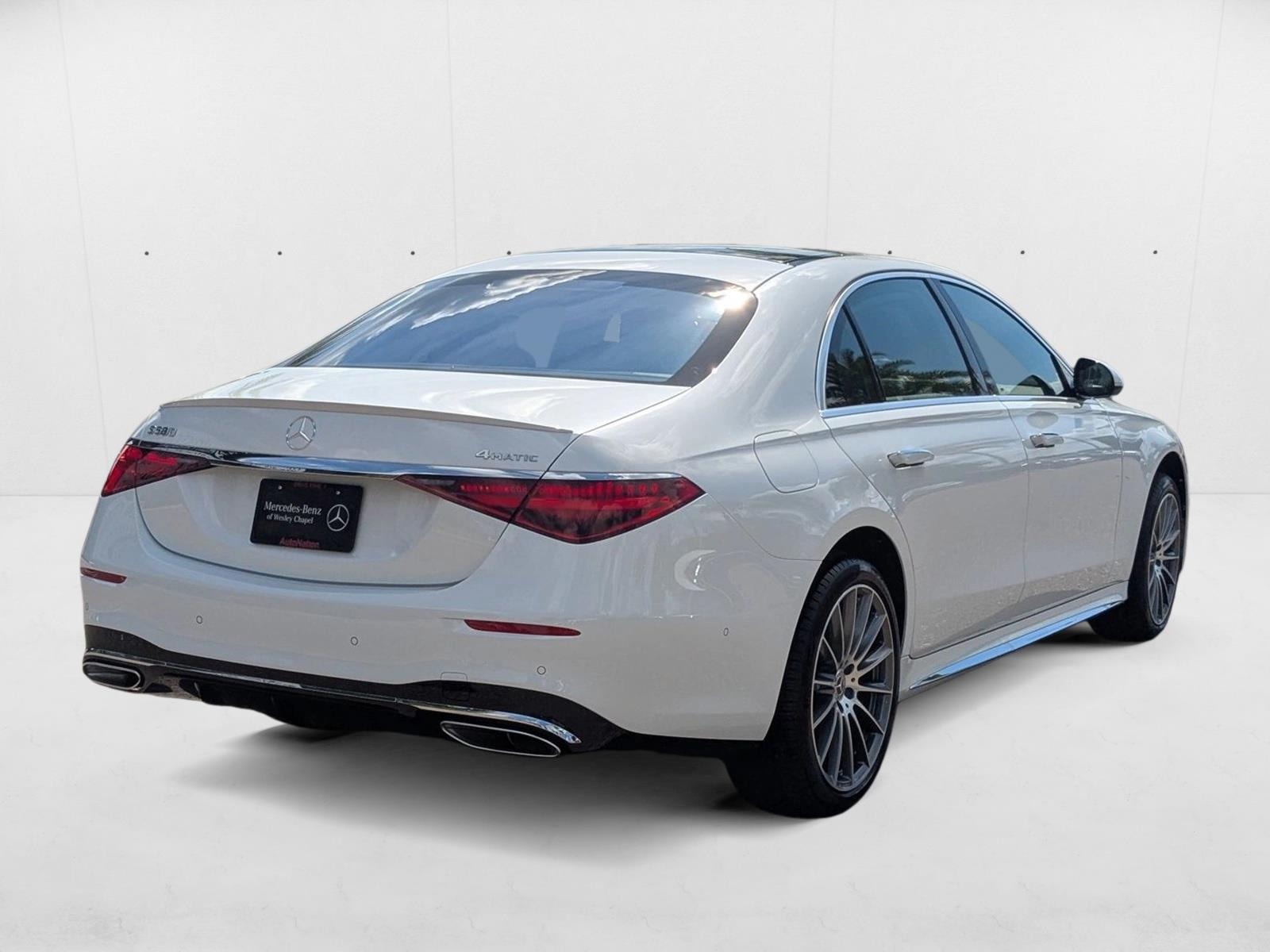 2026 Mercedes Benz S 580 4MATIC photo 2