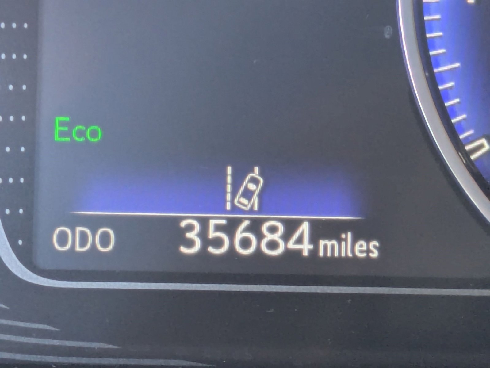 2022 Lexus ES 350 photo 3