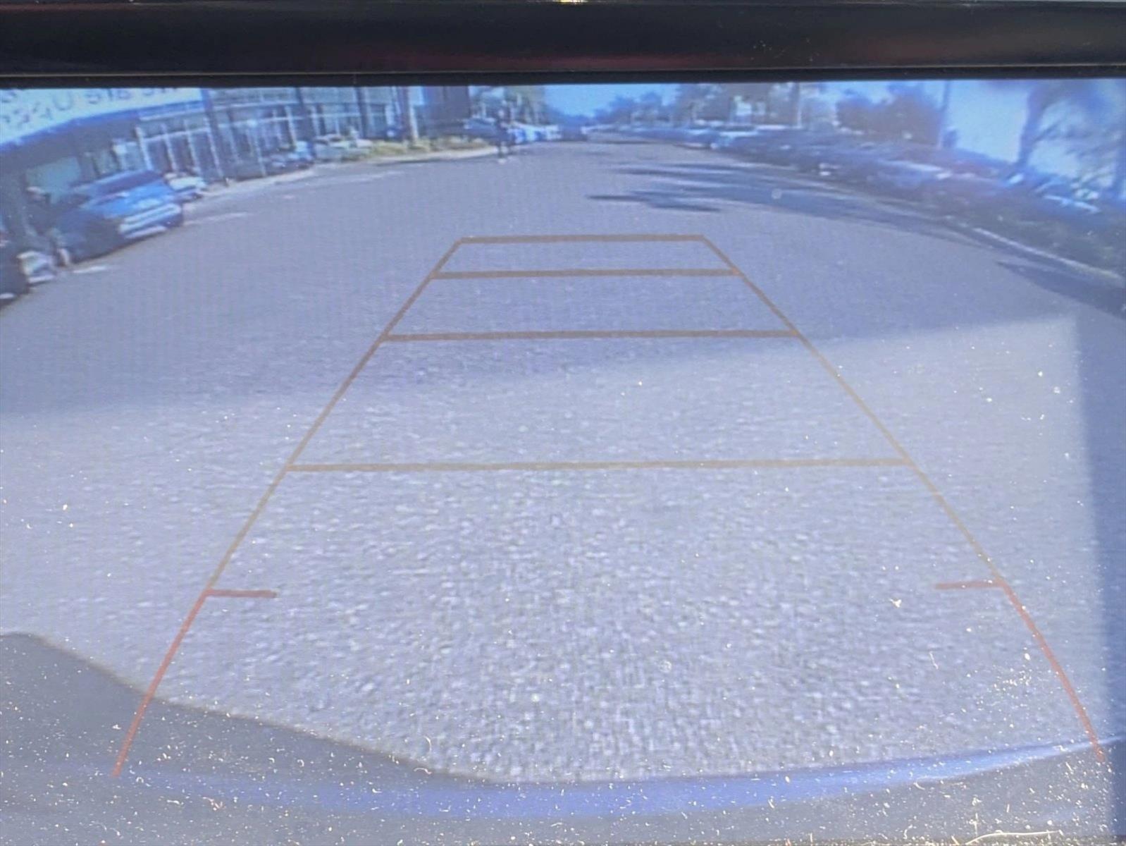 2020 Buick Envision Essence photo 3