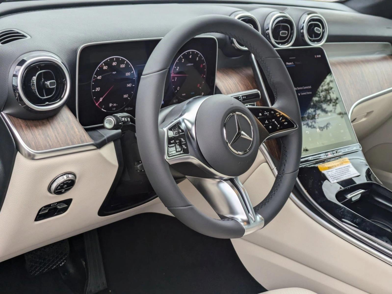 2026 Mercedes Benz GLC 300 photo 3