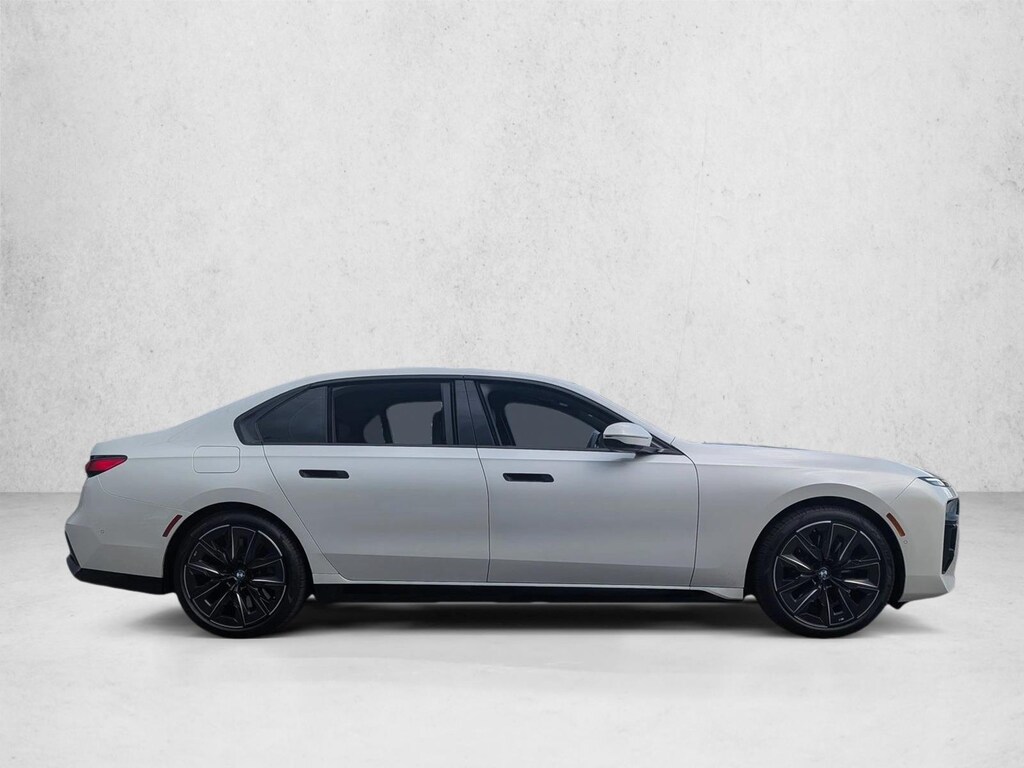 Used 2024 BMW 7 Series xDrive Sedan