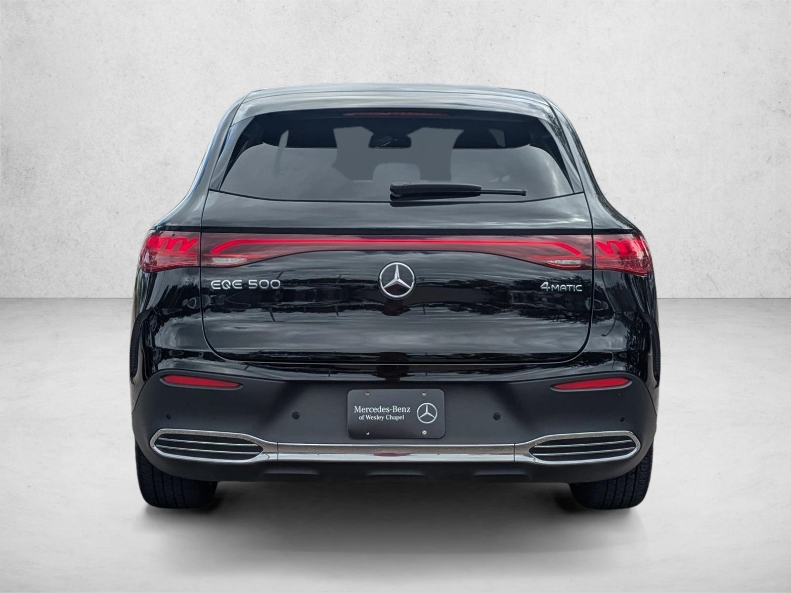2023 Mercedes Benz EQE SUV 500 4MATIC photo 3