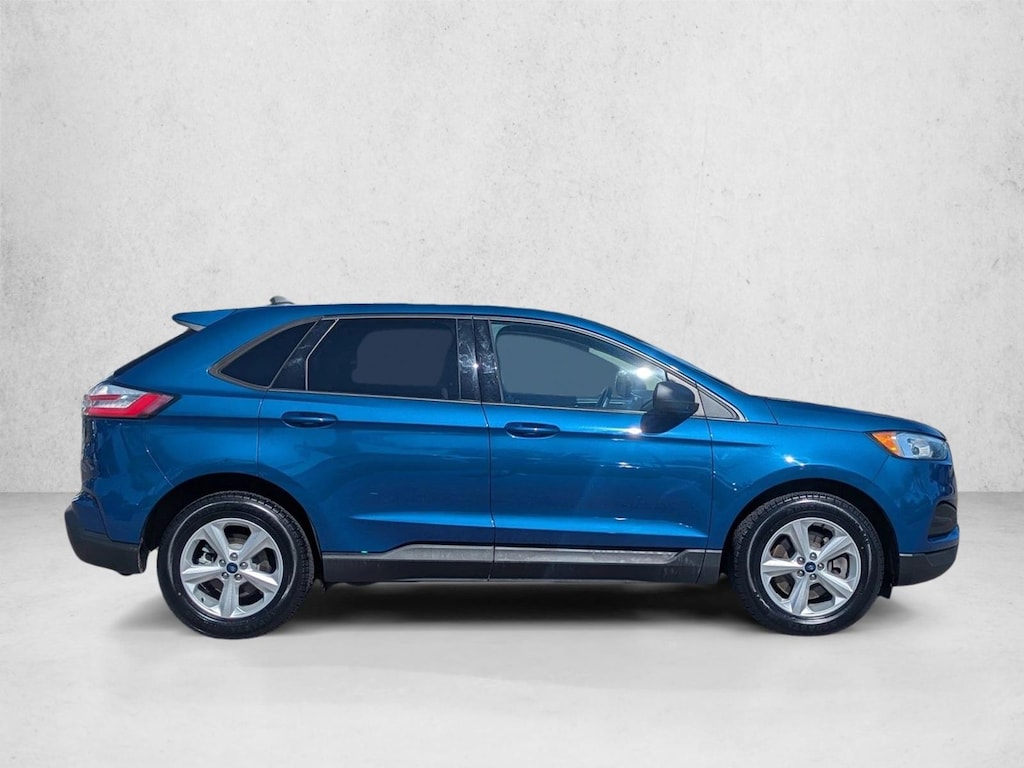Used 2021 Ford Edge SE SUV