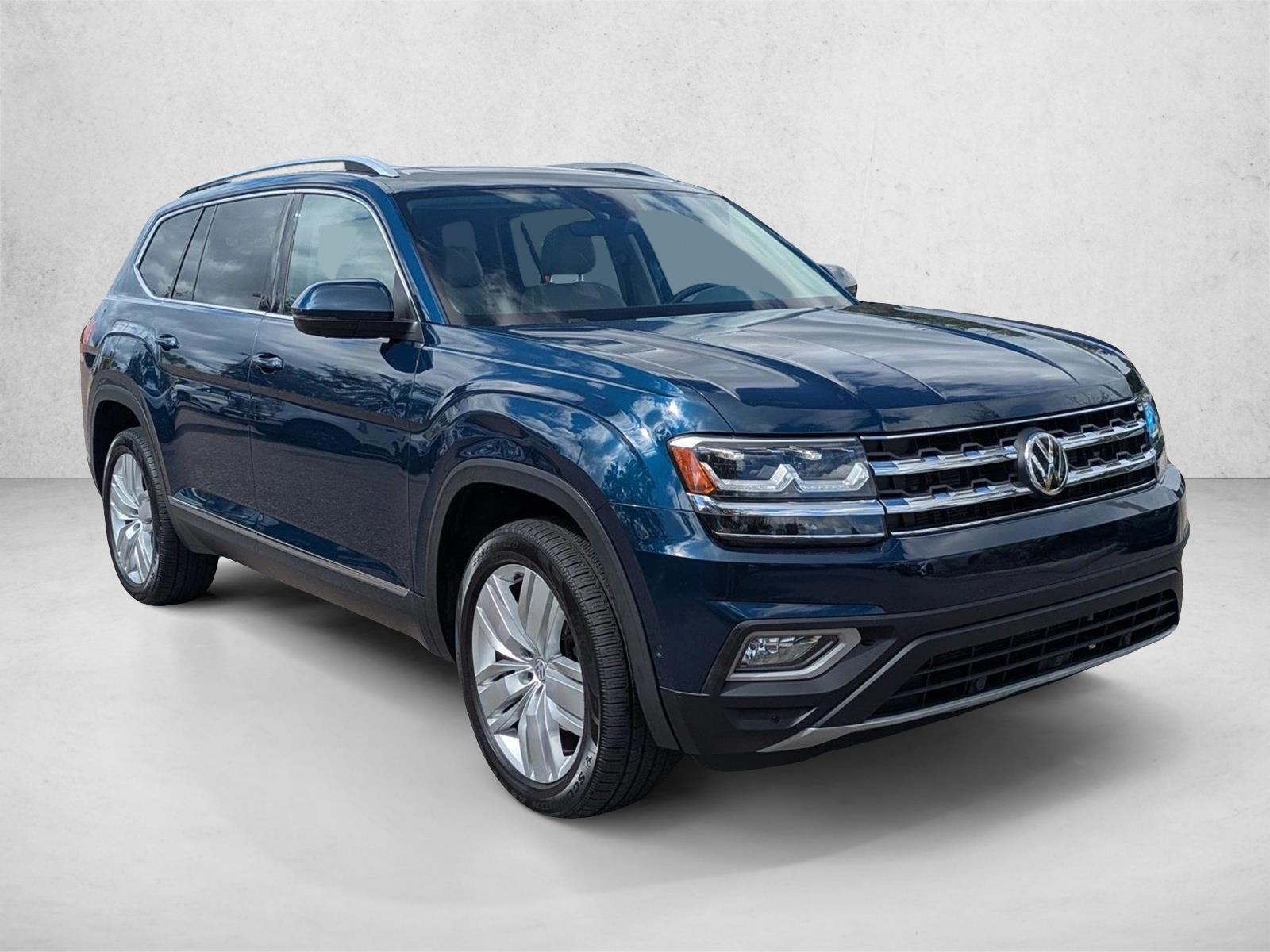 2018 Volkswagen Atlas V6 SEL Premium photo 3