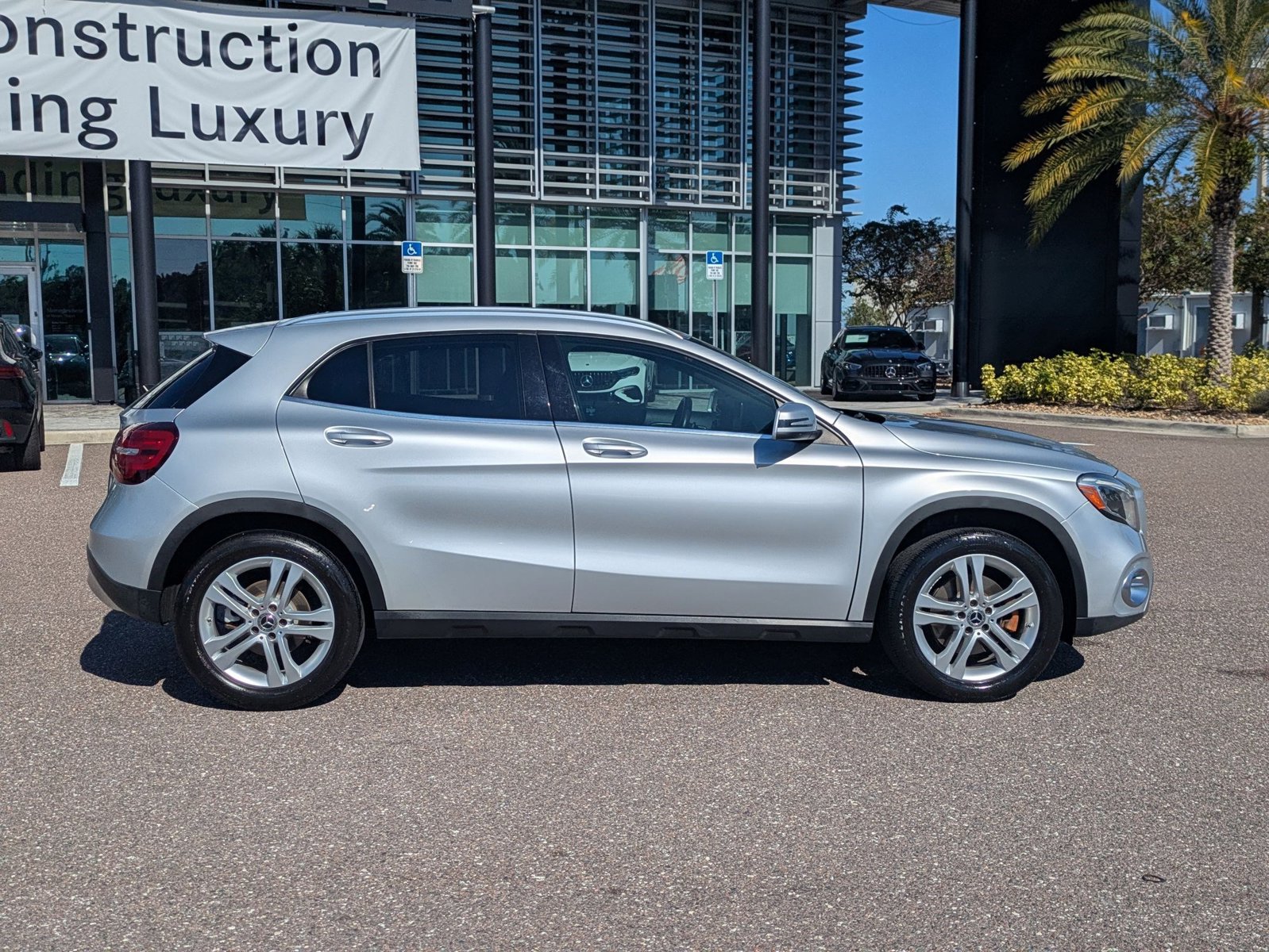 2019 Mercedes Benz GLA 250 photo 4