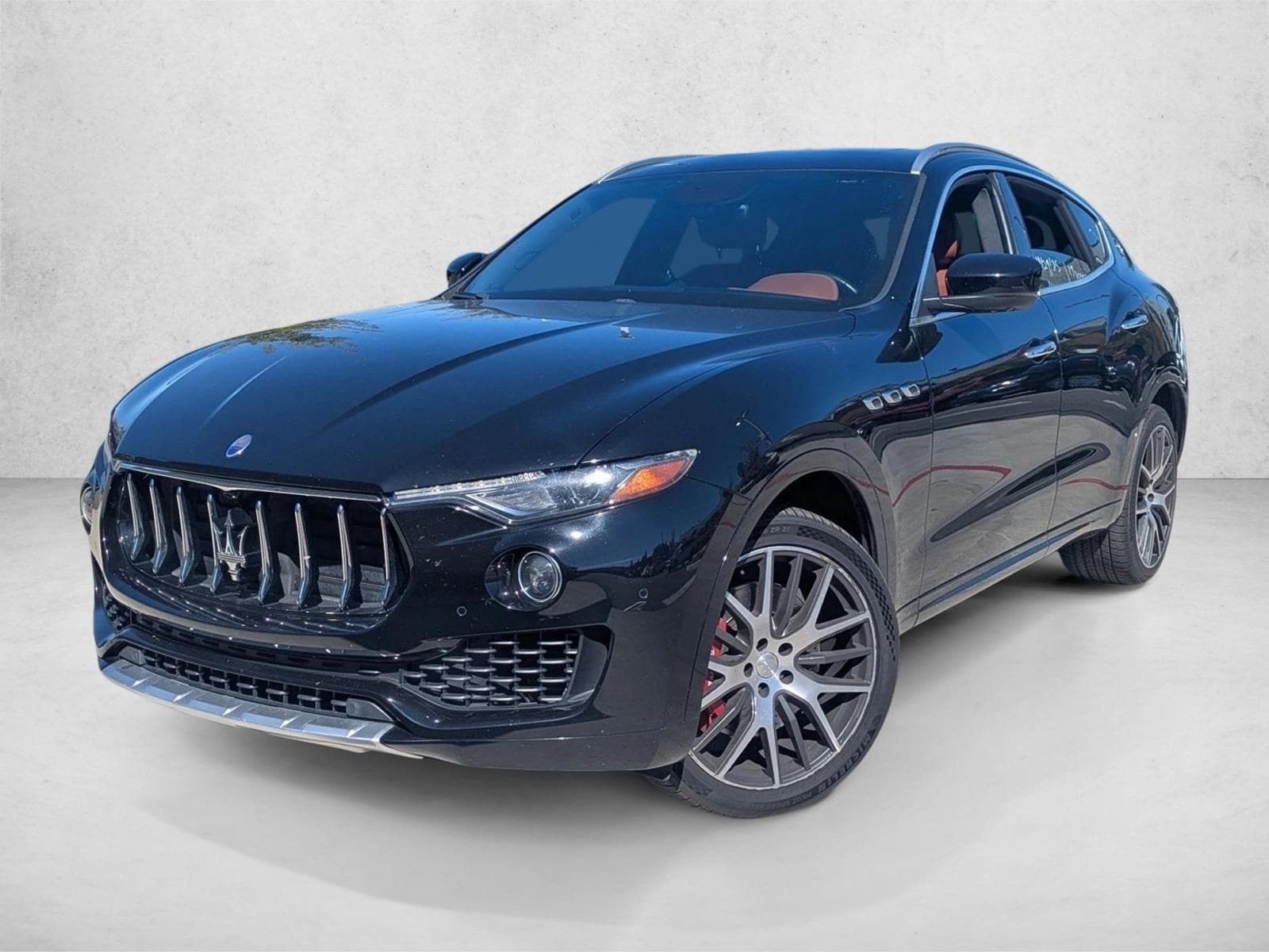 2017 Maserati Levante S's photo