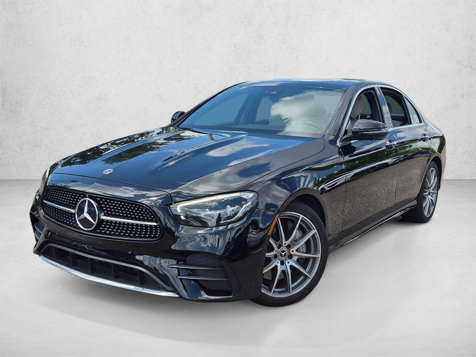 2022 Mercedes-Benz E-Class E350's photo
