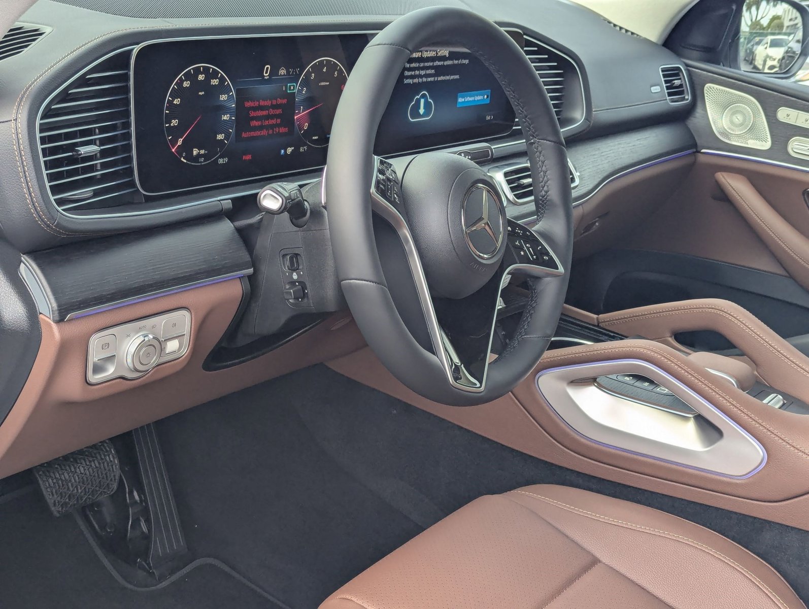 2026 Mercedes Benz GLS 450 4MATIC photo 2