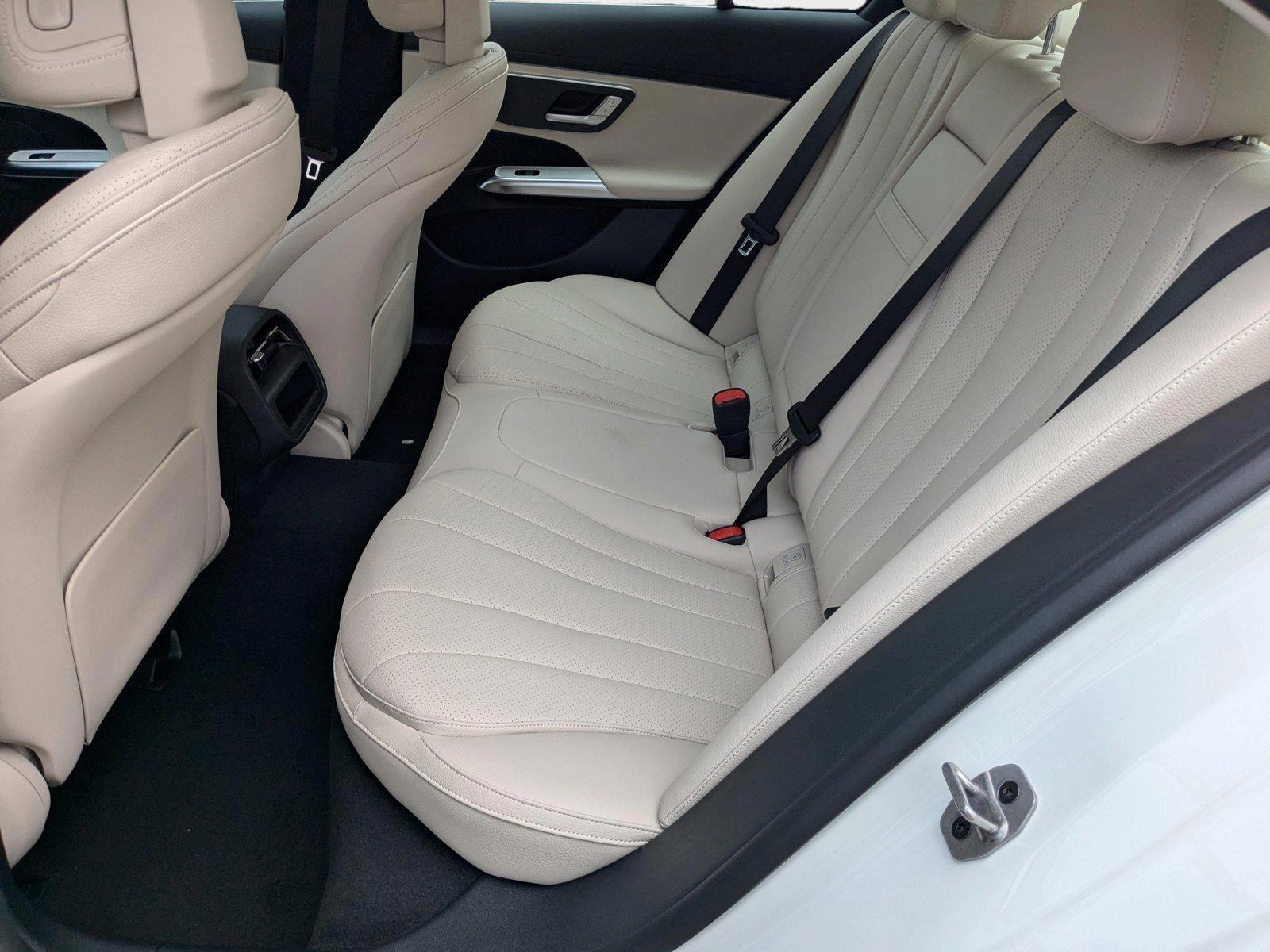 2025 Mercedes-Benz E-Class E350 - Photo 15