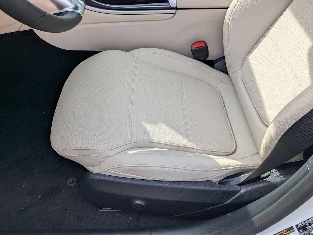 New 2025 Mercedes-Benz C-Class C 300 Sedan Sedan