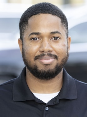 Staff member Kenyon Jackson from ID_e7f25f9622ef
