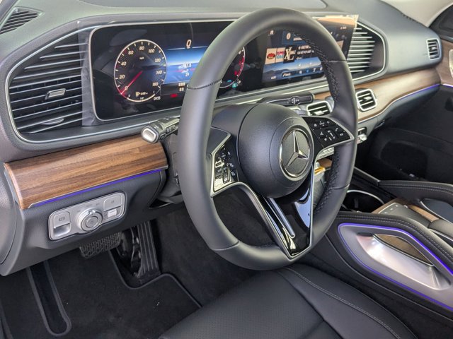 2025 Mercedes Benz GLE 350 4MATIC photo 2