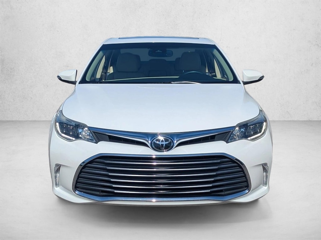 Used 2017 Toyota Avalon Limited Sedan