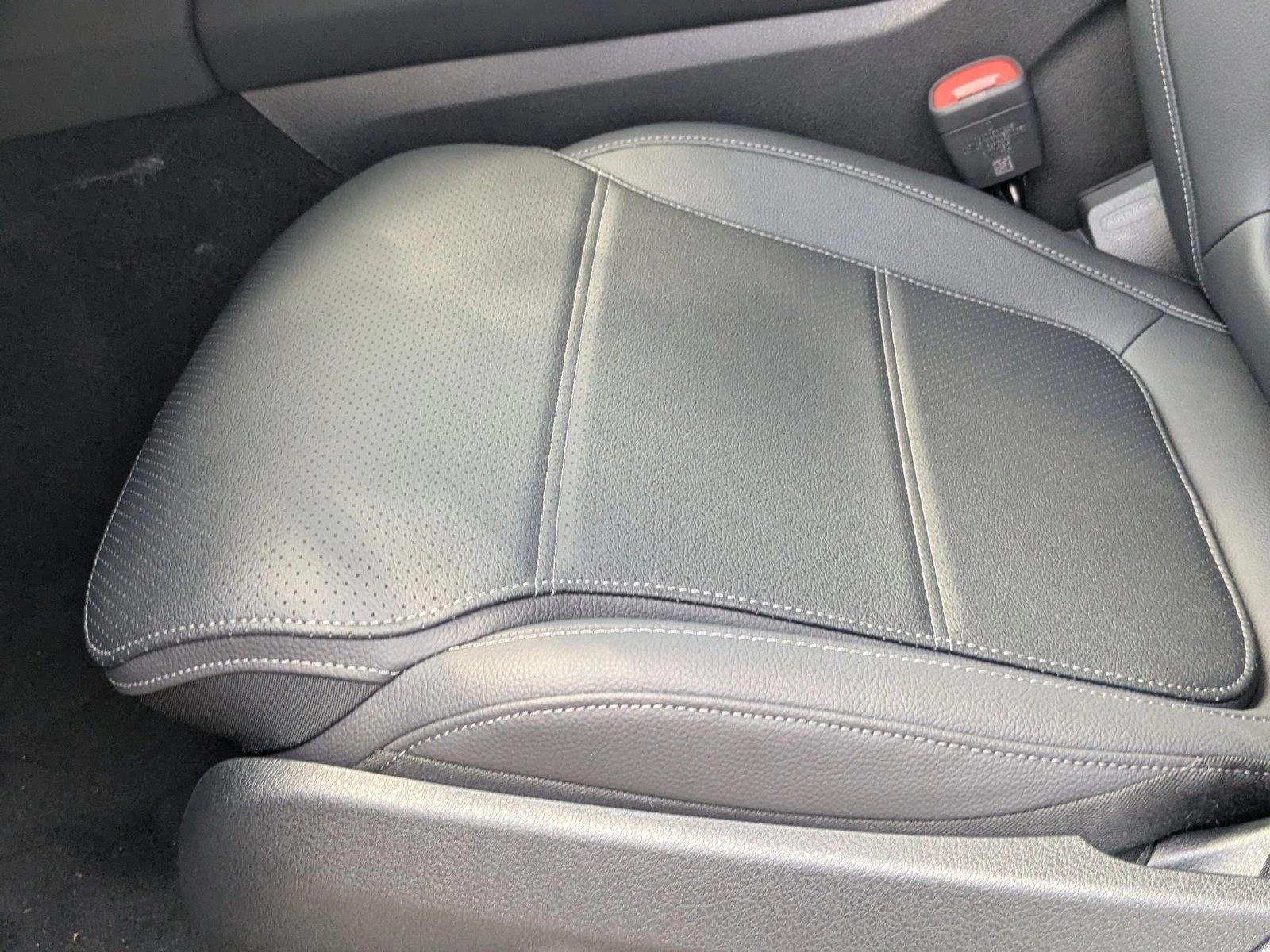 2026 Mercedes Benz GLC 300 4MATIC photo 4