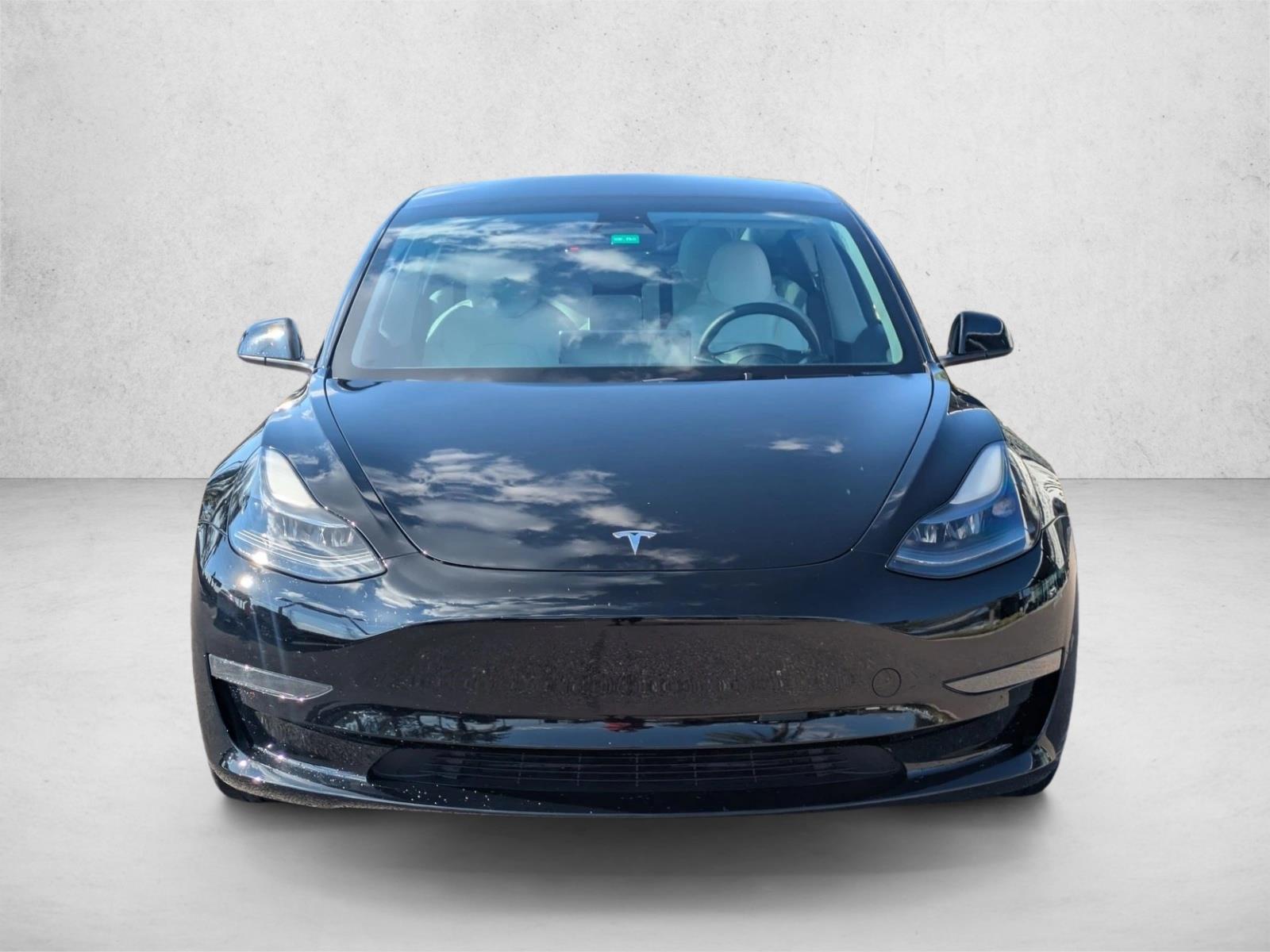 2023 Tesla Model 3 photo 2