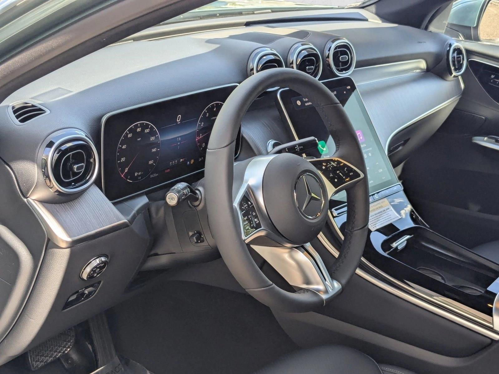 2026 Mercedes Benz GLC 300 4MATIC photo 3